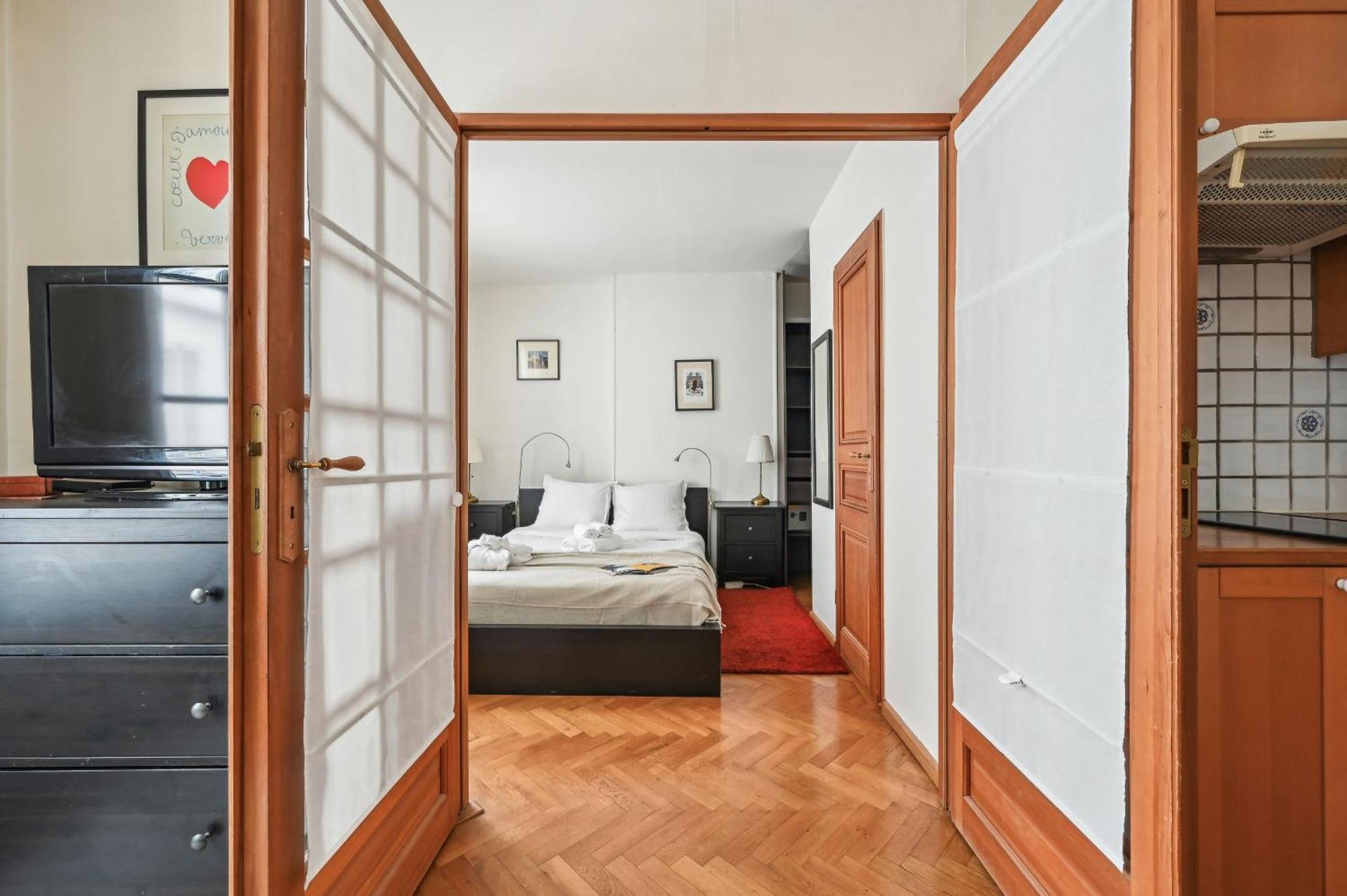 Eiffel Tower & Hotel Des Invalides - 1Br - Cityapartmentstay Paris Exterior photo